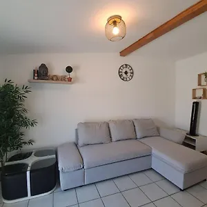 2 400 M Centre Gare Appartement